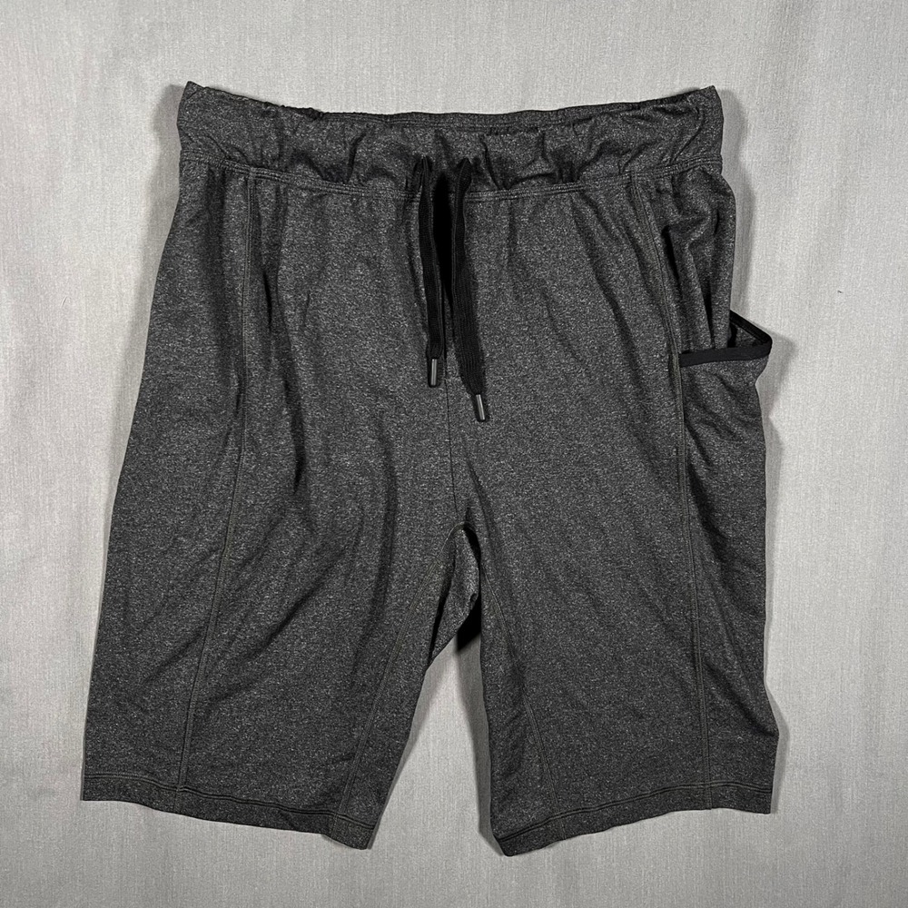 Lululemon Shorts Mens Large Gray Drawstring Workout Running Athletic 11" Inseam